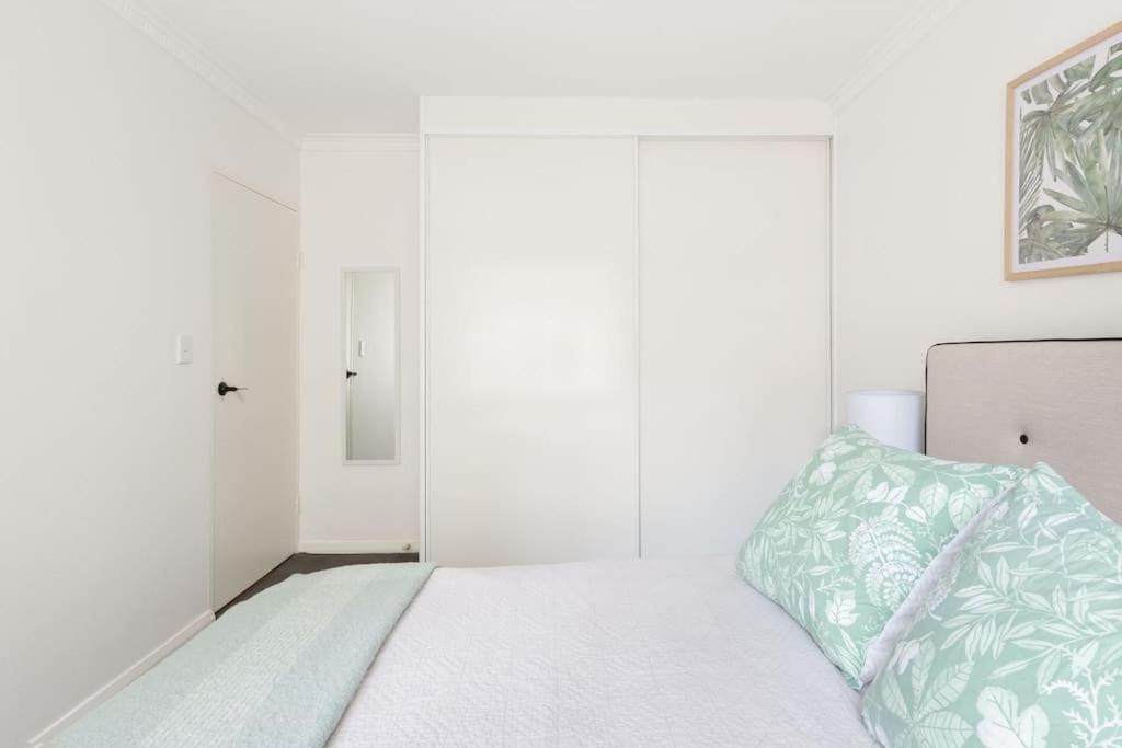 Apartmán Harbourside Style, 2 Bed, A/C, Pool -Elizabeth Bay Sydney Exteriér fotografie